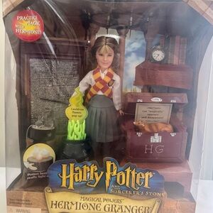 Warner Bros. Hermione Granger Magical Powers Doll